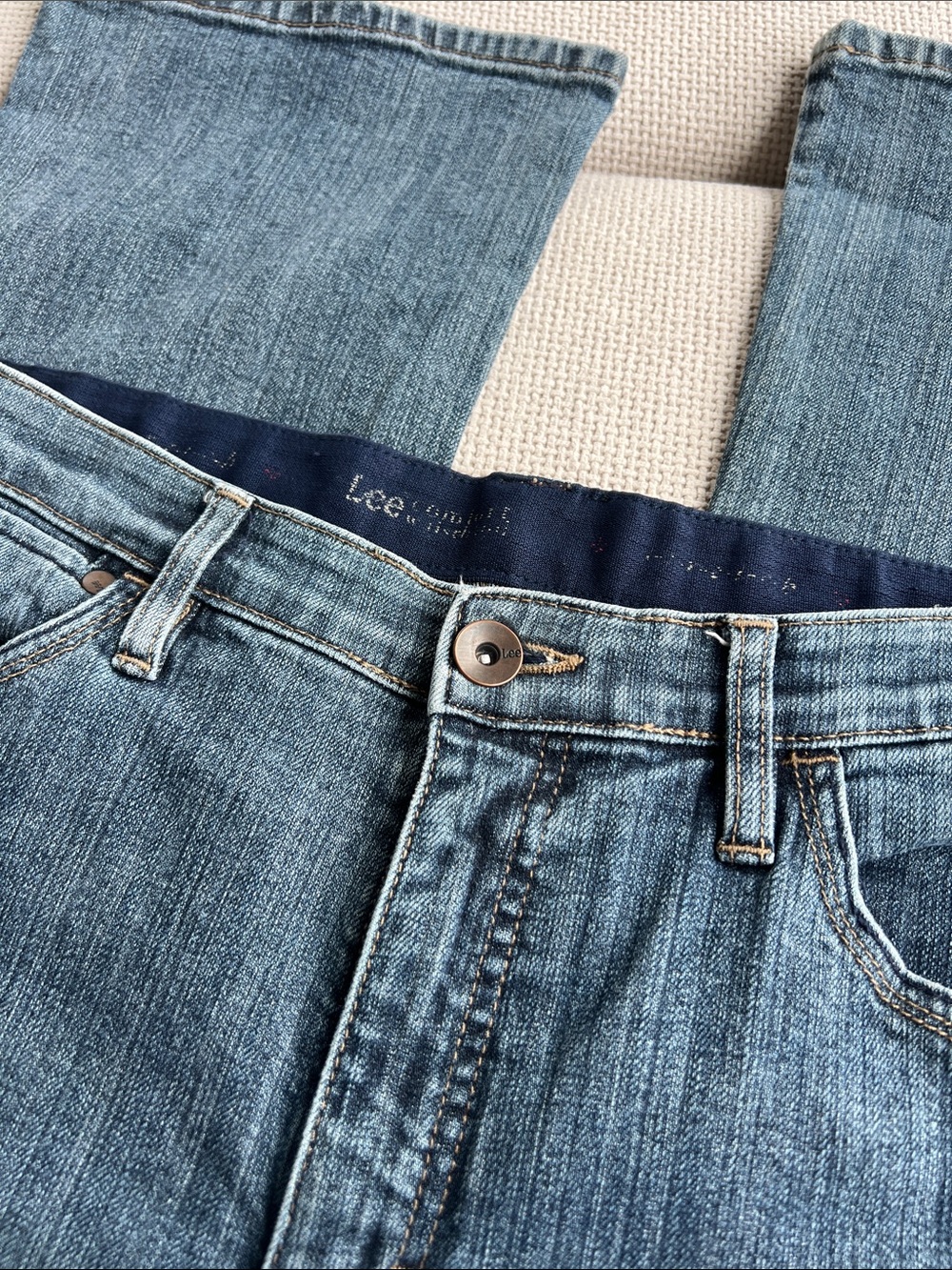 Lee vintage women’s Light Blue Straight Jeans Sz 14 Petite